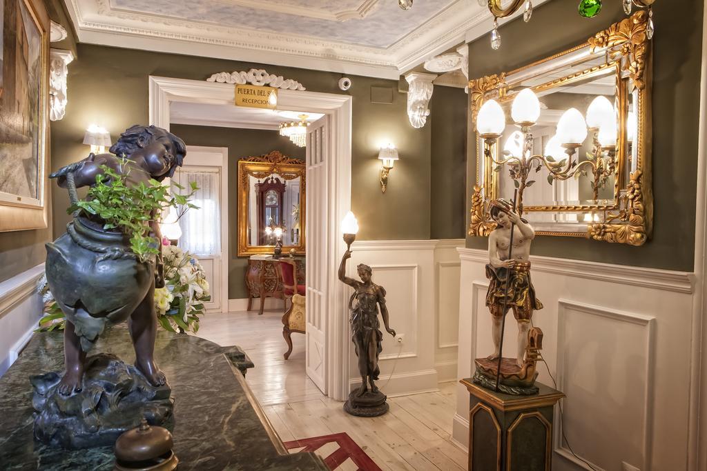 Hotel H. Boutique Puerta del Sol à Torrelavega Extérieur photo
