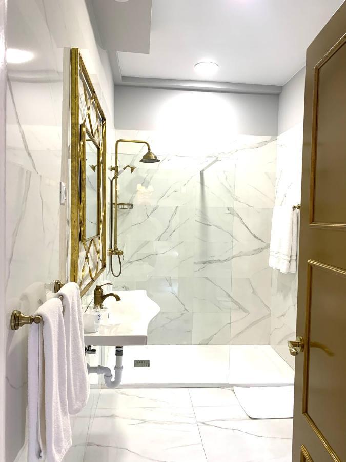 Hotel H. Boutique Puerta del Sol à Torrelavega Extérieur photo