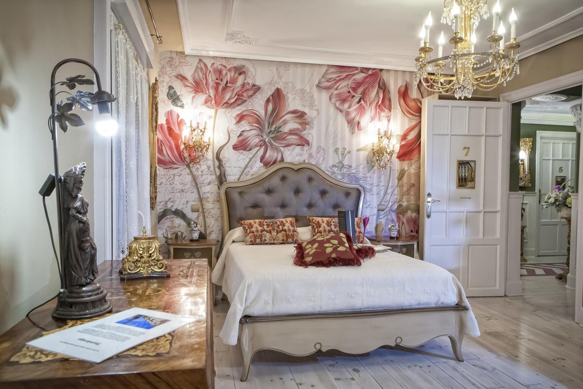 Hotel H. Boutique Puerta del Sol à Torrelavega Chambre photo
