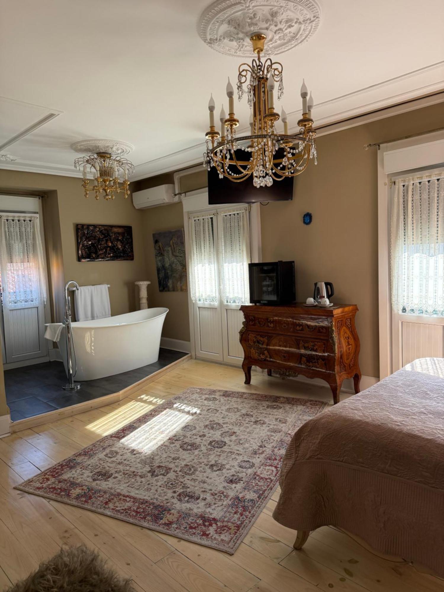 Hotel H. Boutique Puerta del Sol à Torrelavega Extérieur photo