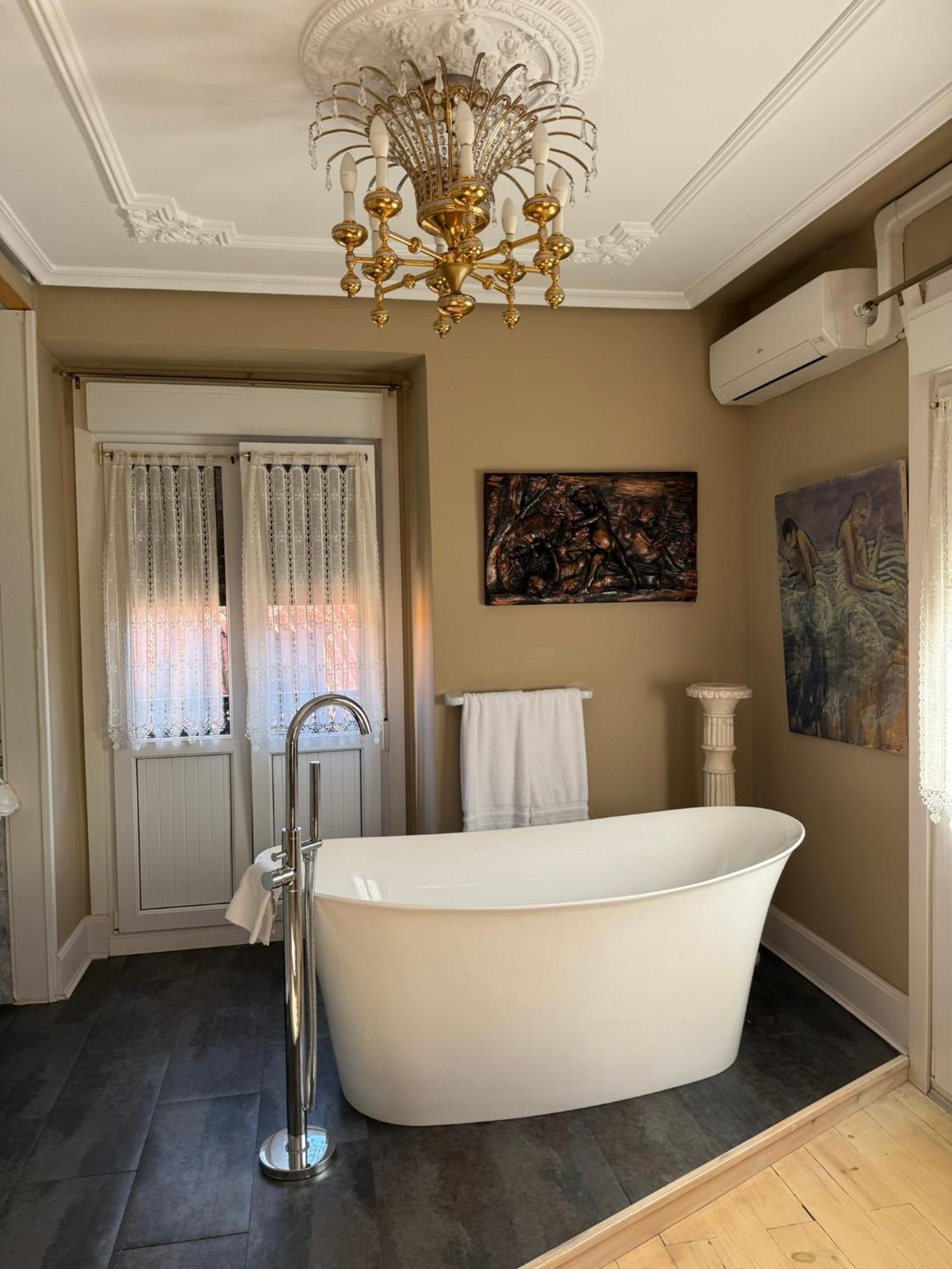 Hotel H. Boutique Puerta del Sol à Torrelavega Extérieur photo