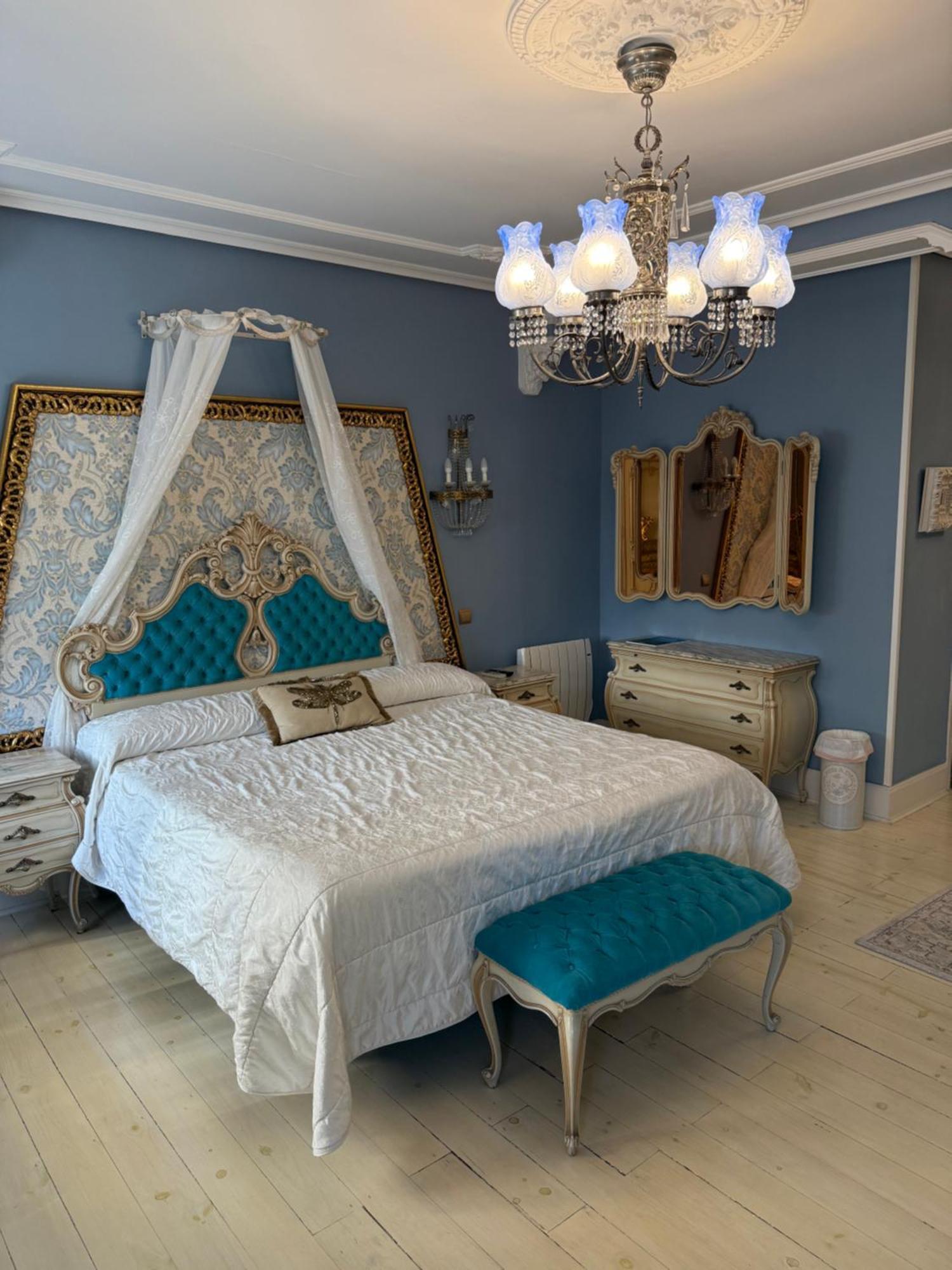 Hotel H. Boutique Puerta del Sol à Torrelavega Extérieur photo
