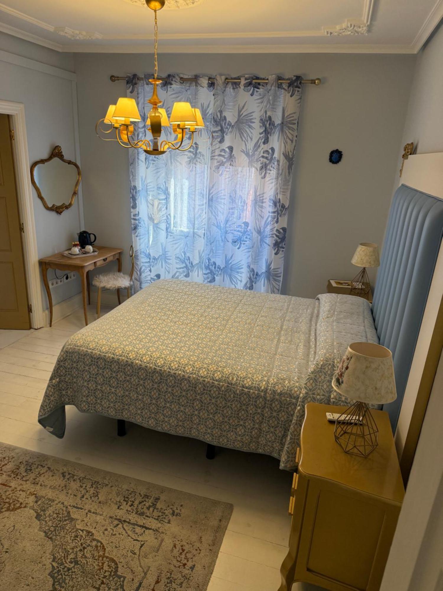 Hotel H. Boutique Puerta del Sol à Torrelavega Extérieur photo