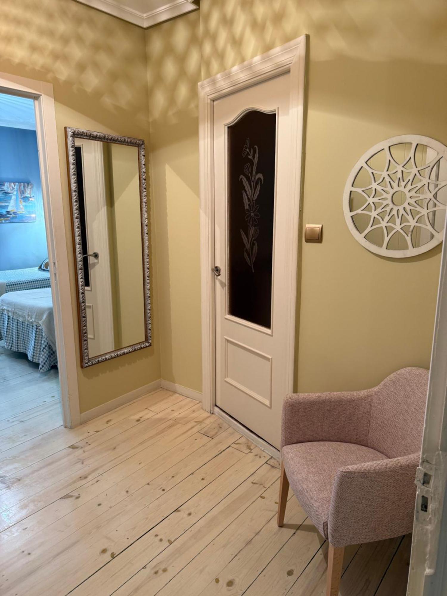 Hotel H. Boutique Puerta del Sol à Torrelavega Extérieur photo